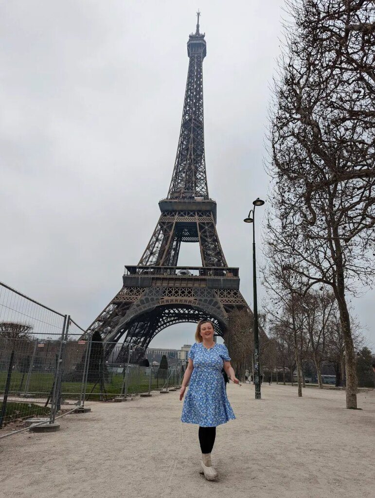 exploring the history and beauty of the eiffel tower a journey through parisian icon