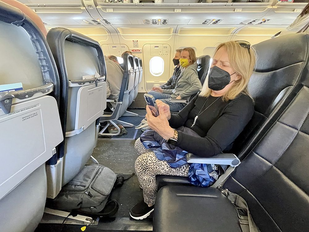 flight review the pros and cons of flying with budget airlines